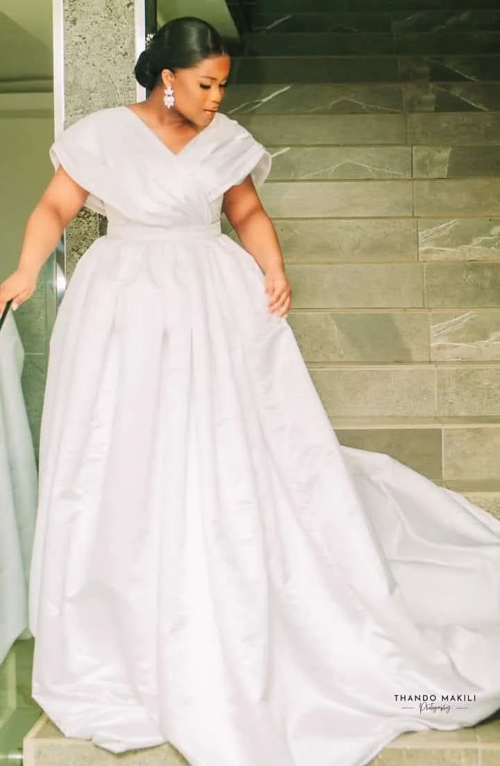 Wedding gowns Item 2