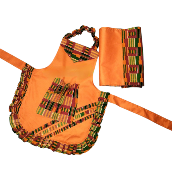 Apron and Doek